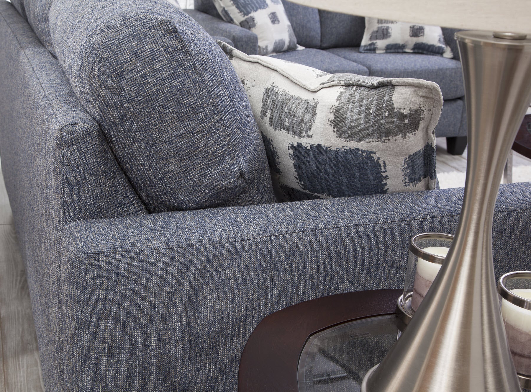 A329V11- Sofa