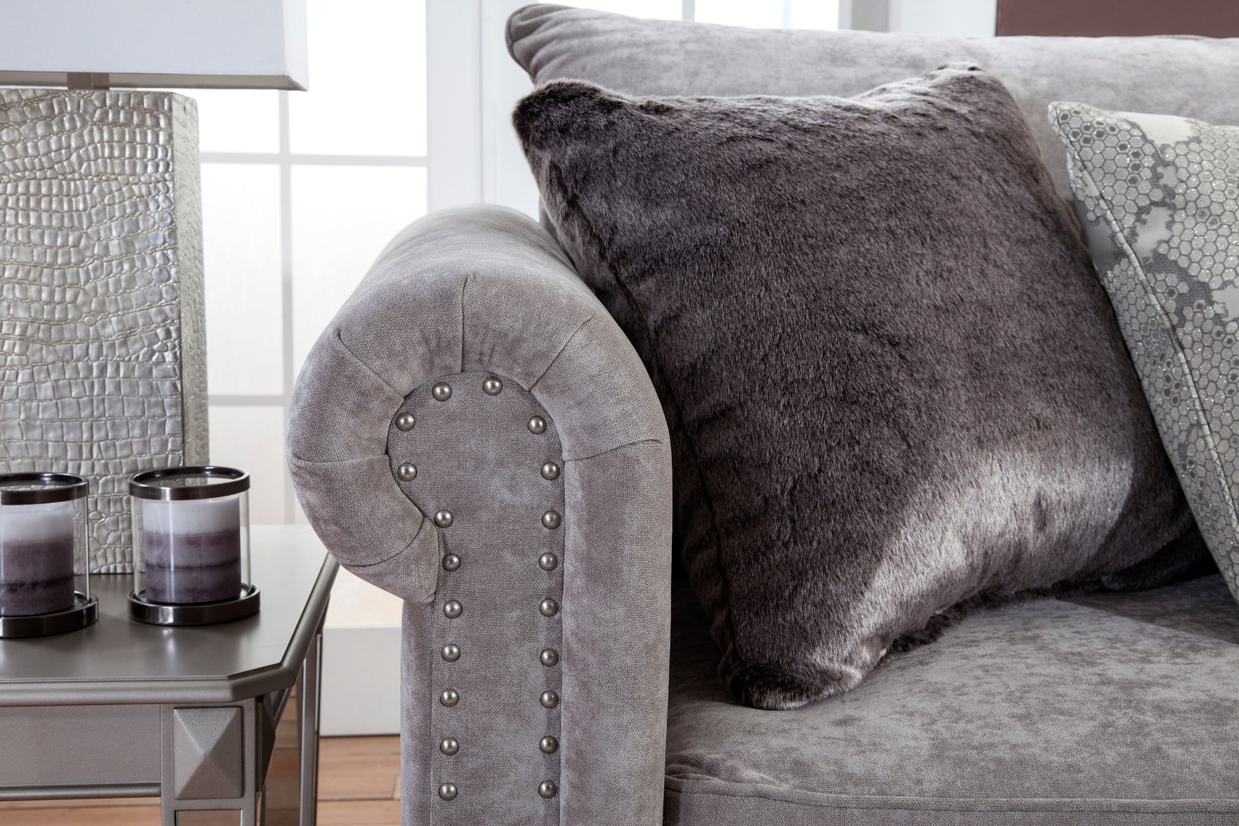 S265 Loveseat - Grey