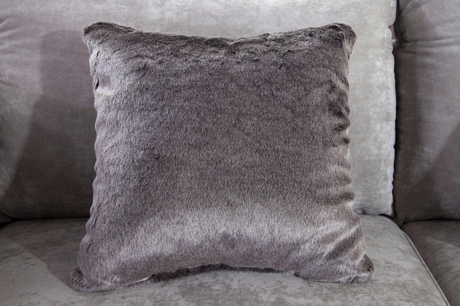 S265 Loveseat - Grey