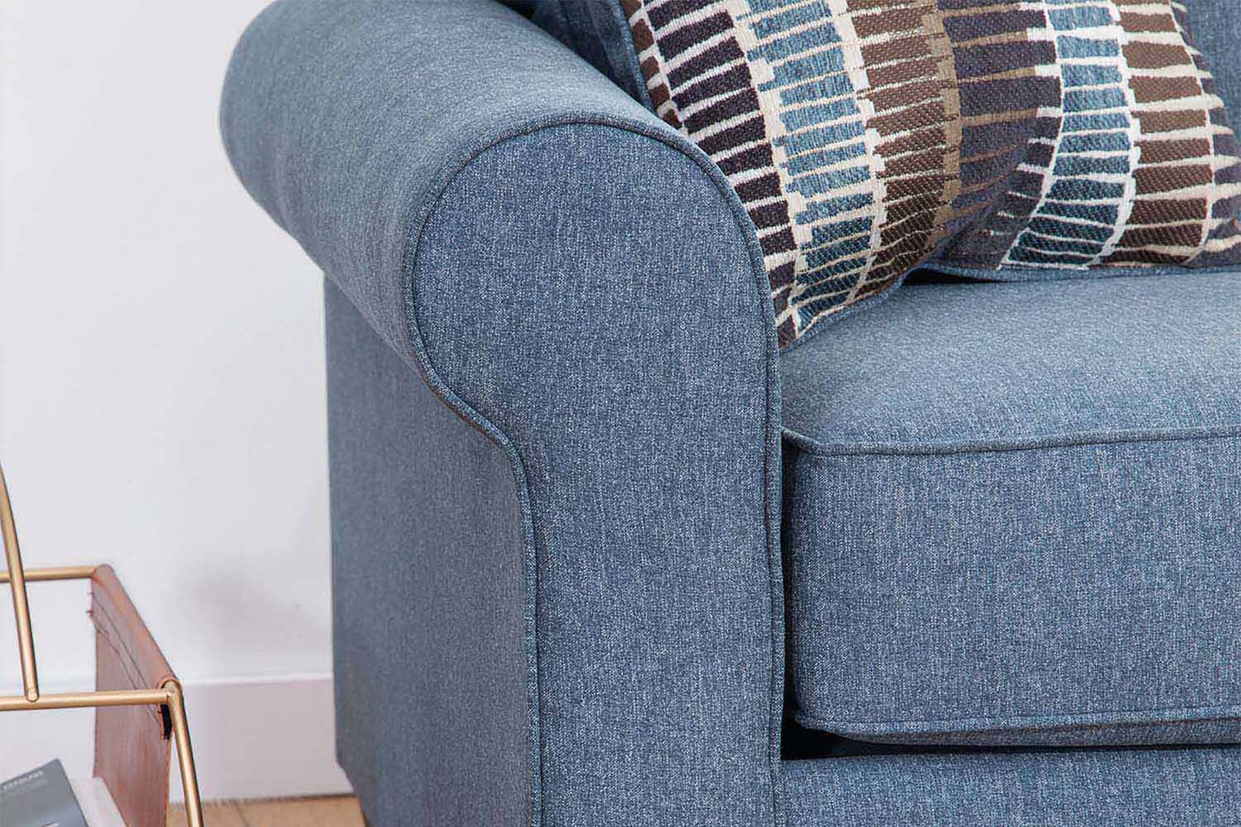 A330V8 Loveseat - Blue